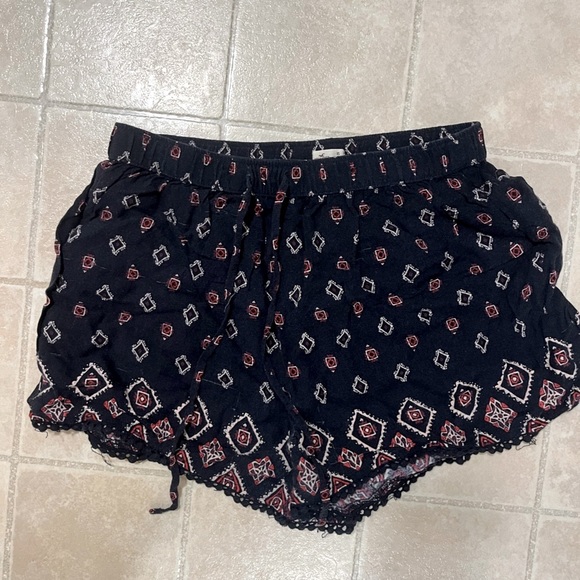 Hollister shorts. Size extra small - Picture 1 of 3